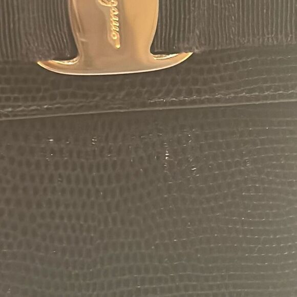 Salvatore Ferragamo Vara Bow Compact Wallet Black Grain Leather Preppy Old Money - Picture 14 of 14